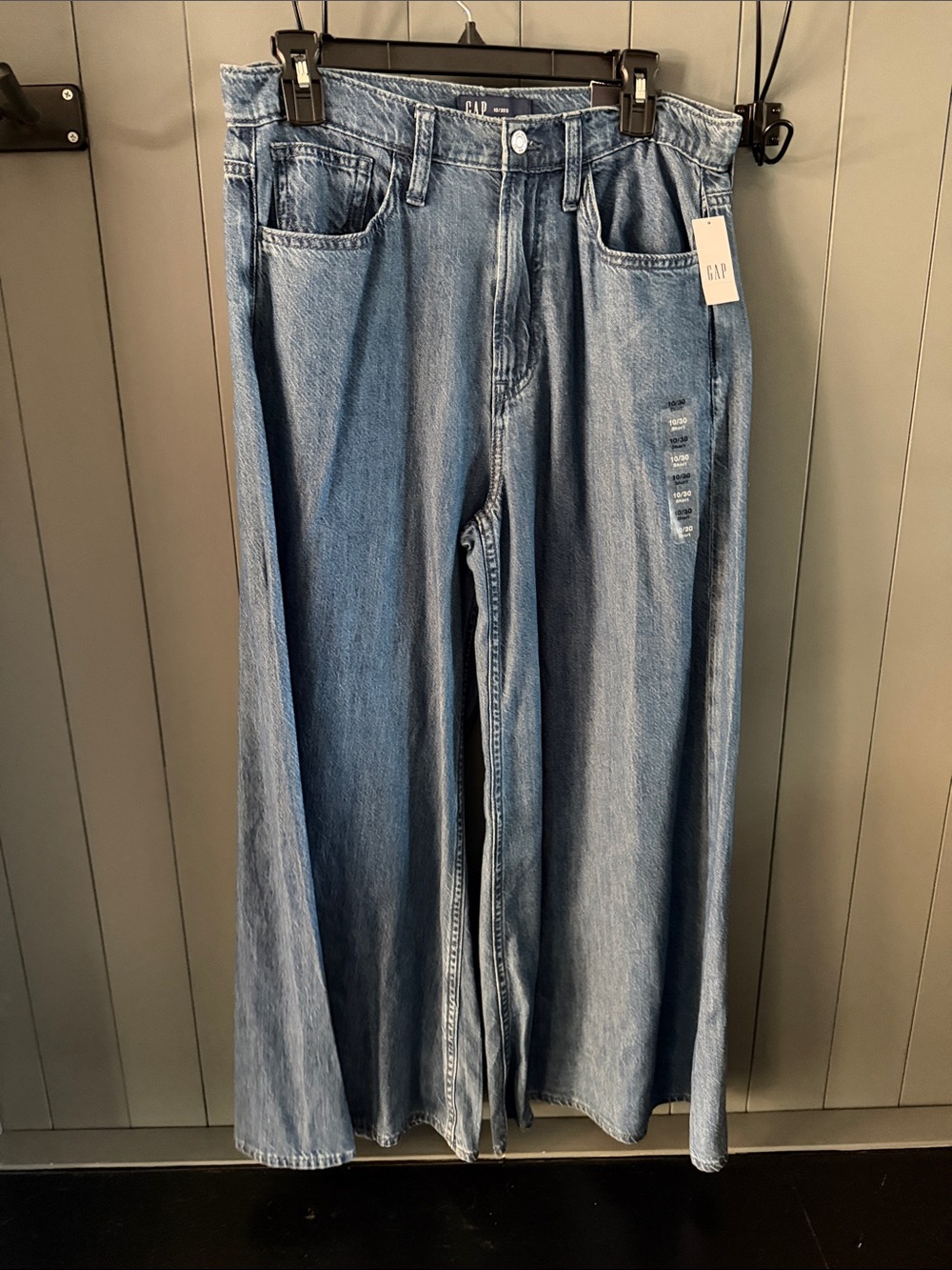 GAP Womens Wide Leg Soft Jeans in Light Blue Denim